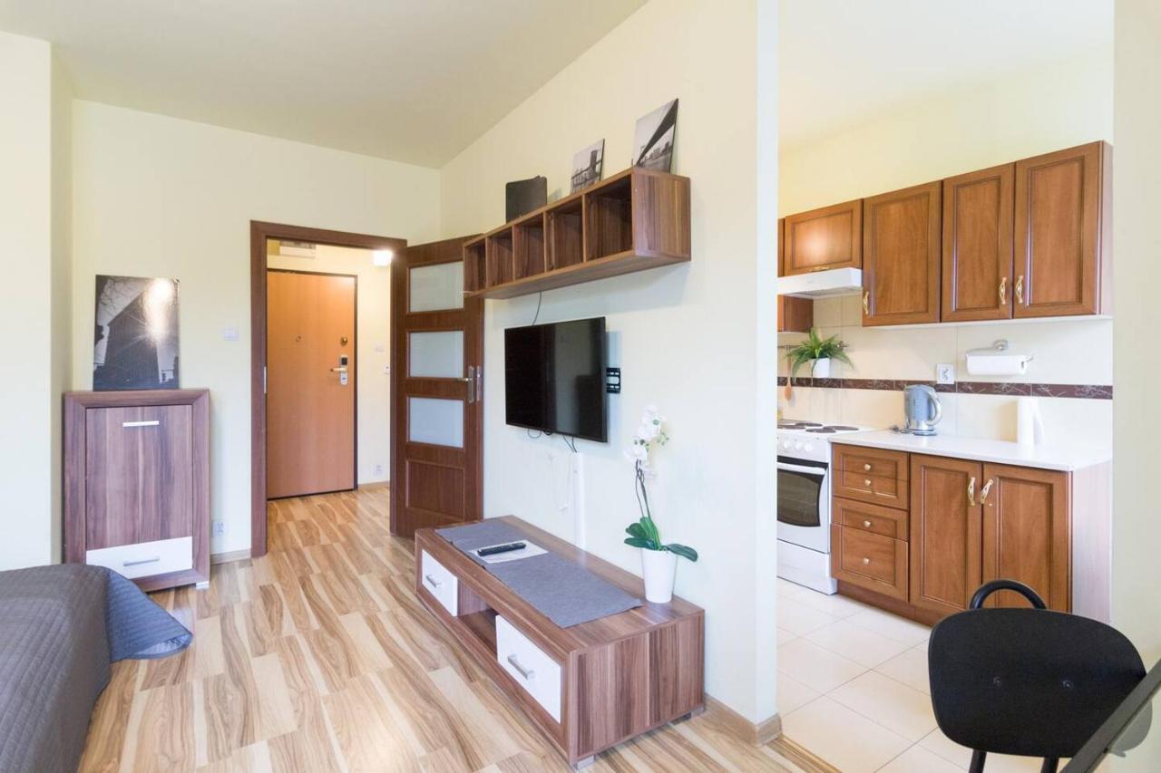 Lux Apart, Wifi, Netflix, Check In 24/7 *