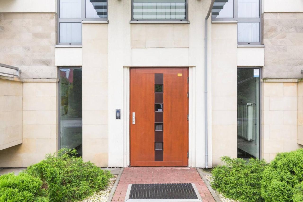 Lux Apart, Wifi, Netflix, Check In 24/7 Apartment *
